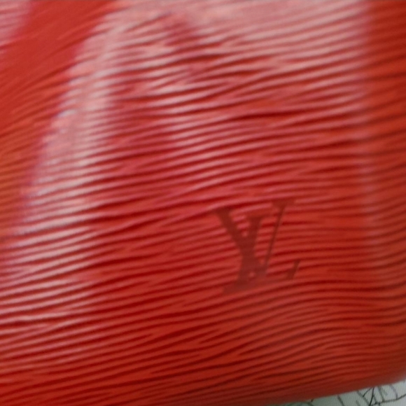 LOUIS VUITTON Epi Speedy 25, FIRM PRICE - Picture 11 of 13